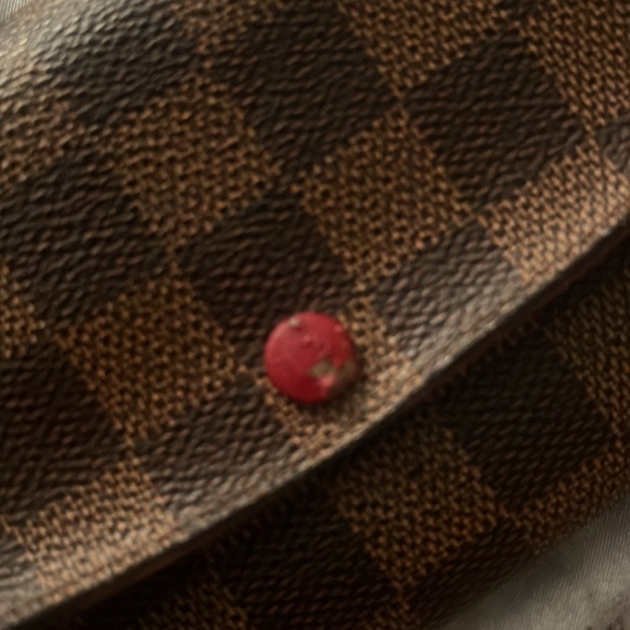 LV Wallet 🔥 Normal wear and tear however still like new!! - Picture 6 of 7